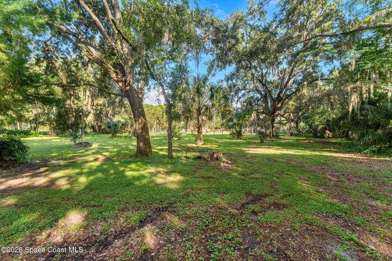 5 bedroom Single Family Residence at 2053 Appaloosa Lane, Turtle Mound Ranchettes, Melbourne — photo 5