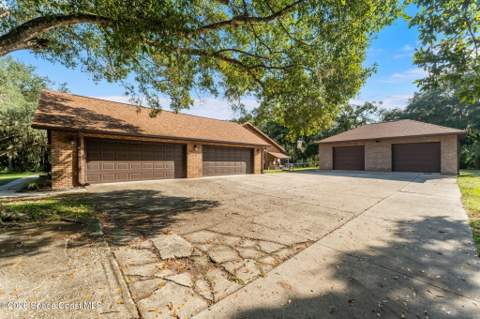 2053 Appaloosa Lane, Melbourne FL - photo 7 of 52