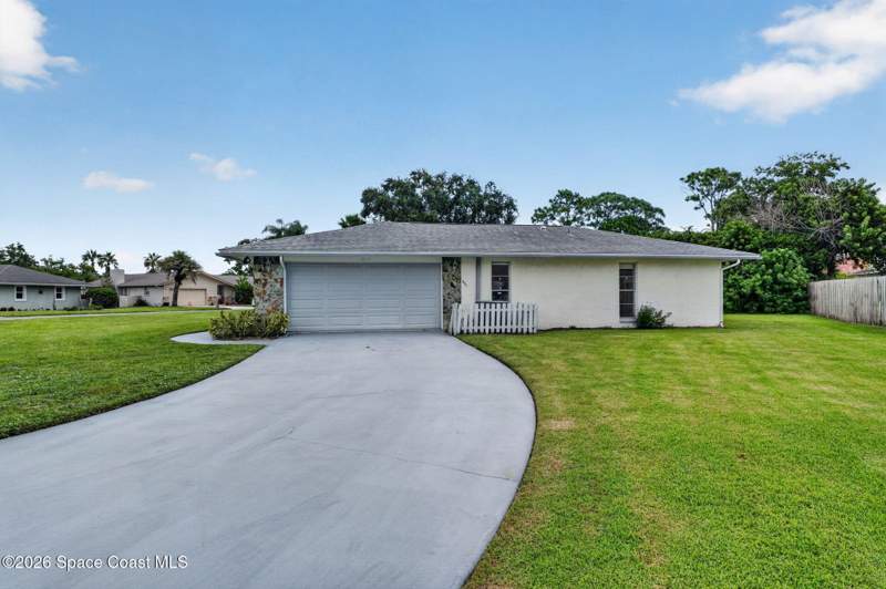 2 bedroom Single Family Residence at 911 Preston Trail, Suntree Pud, Melbourne — photo 3