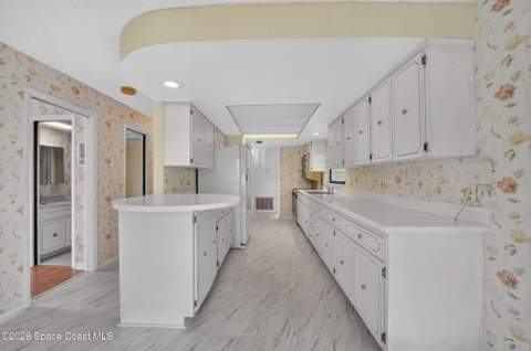 911 Preston Trail, Melbourne FL - photo 12 of 45