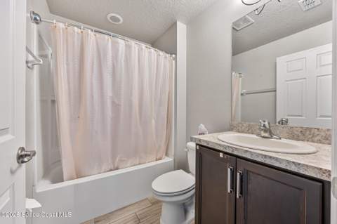 335 Evergreen Street, Palm Bay FL - photo 6 of 38