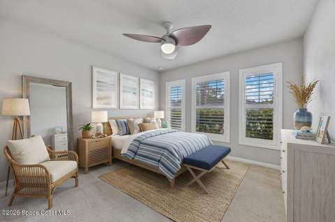 335 Evergreen Street, Palm Bay FL - photo 9 of 38
