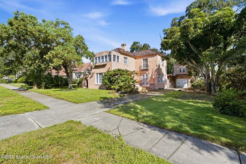 5 bedroom Single Family Residence at 14 Valencia Road, Rockledge, Rockledge — photo 3