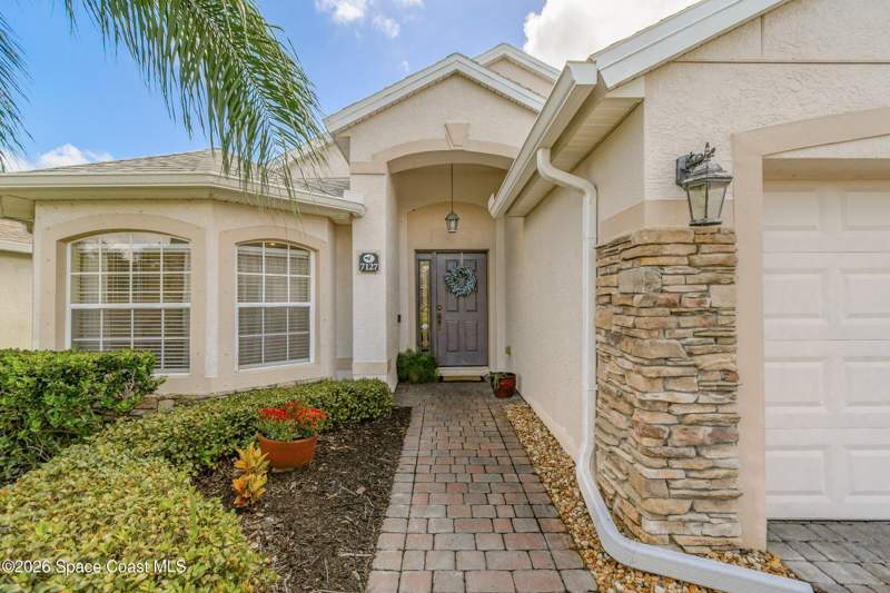 3 bedroom Single Family Residence at 7127 Broderick Drive, Heritage Isle Pud Phase 3, Melbourne — photo 5