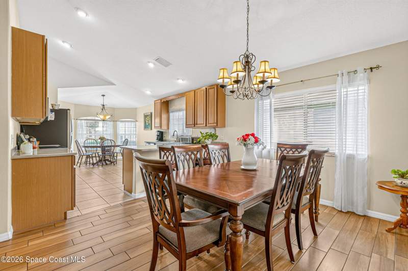 3 bedroom Single Family Residence at 7127 Broderick Drive, Heritage Isle Pud Phase 3, Melbourne — photo 3