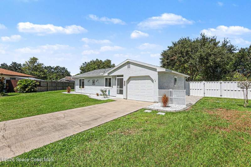 2 bedroom Single Family Residence at 924 Gables Way, Holiday Springs at Suntree, Melbourne — photo 4