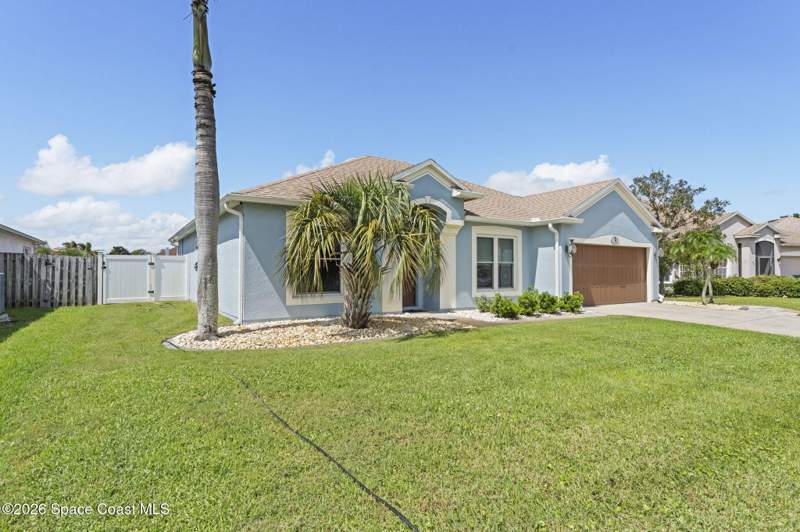 3 bedroom Single Family Residence at 1382 Enclave Drive, Enclave Subd, Rockledge — photo 3