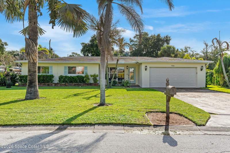 3 bedroom Single Family Residence at 926 Santa Cruz Road, Cocoa Isles 2nd Addn, Cocoa Beach — photo 4