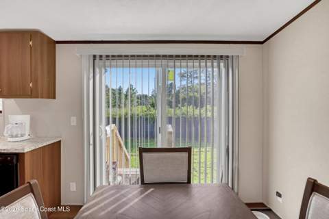 4123 Hidden Lakes Drive, Mims FL - photo 18 of 58