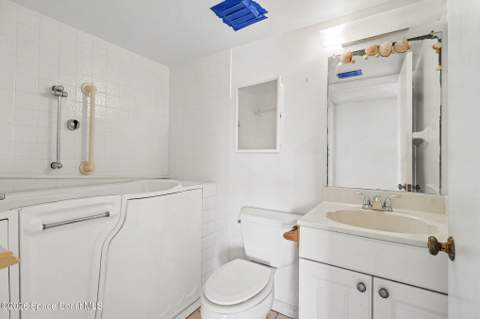 1860 N Atlantic Avenue #B301, Cocoa Beach FL - photo 24 of 65