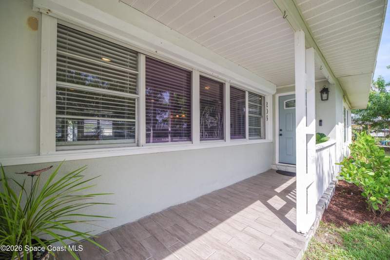 4 bedroom Single Family Residence at 205 SE 2nd Street, S Patrick Shores 4th Sec, Satellite Beach — photo 4
