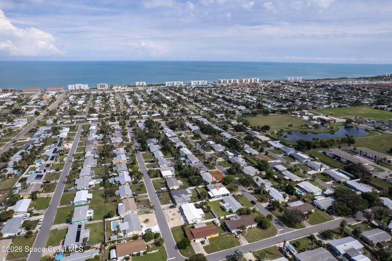 4 bedroom Single Family Residence at 205 SE 2nd Street, S Patrick Shores 4th Sec, Satellite Beach — photo 2