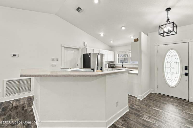 3 bedroom Single Family Residence at 449 NE Gilbert Drive, Port Malabar Unit 21 1st Replat of, Palm Bay — photo 5