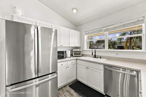 449 NE Gilbert Drive, Palm Bay FL - photo 9 of 45