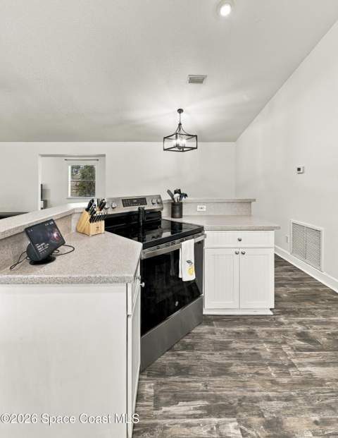 449 NE Gilbert Drive, Palm Bay FL - photo 11 of 45