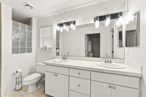 449 NE Gilbert Drive, Palm Bay FL - photo 22 of 45