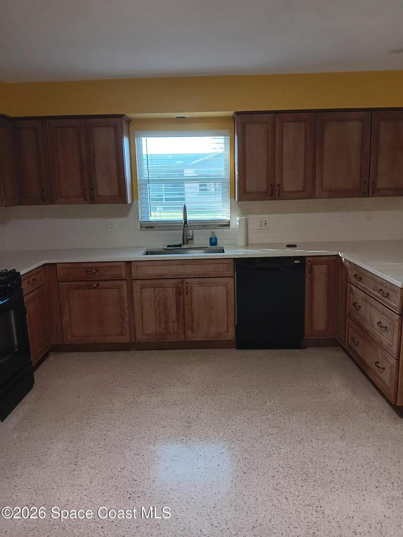 3 bedroom Single Family Residence at 285 Hickory Avenue, Carlton Groves Subd Unit 2 Sec 1, Merritt Island — photo 4