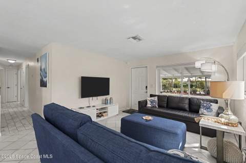 302 5th Avenue, Melbourne Beach FL - photo 11 of 34