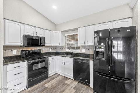 697 Hamm Street, Palm Bay FL - photo 6 of 33