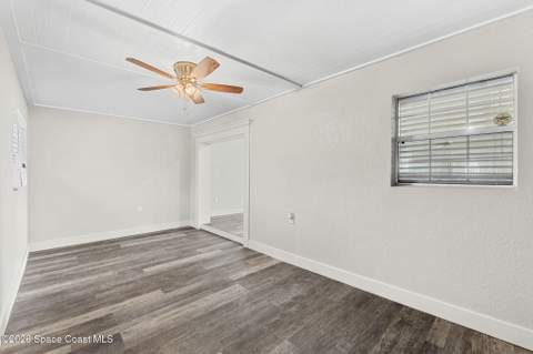 697 Hamm Street, Palm Bay FL - photo 11 of 33