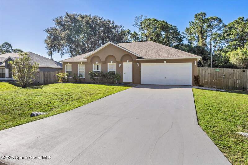 3 bedroom Single Family Residence at 436 Hamer Road, Port Malabar Unit 32, Palm Bay — photo 3