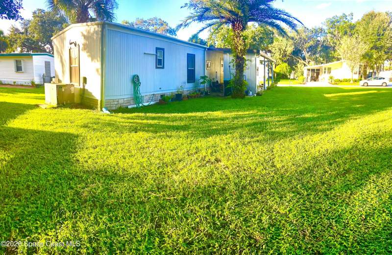3 bedroom Manufactured Home at 1020 Laurel Court, Port Malabar Holiday Park Unit 1 1st Replat, Palm Bay — photo 3