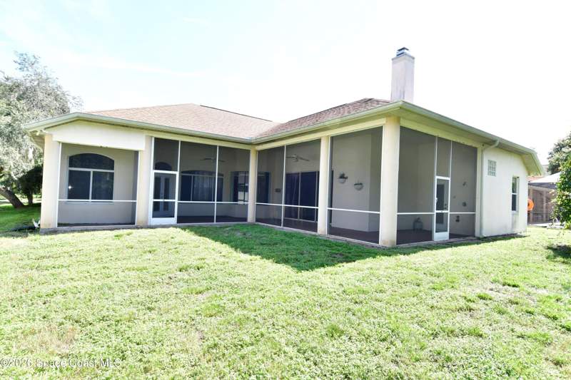 3 bedroom Single Family Residence at 2455 Village Lane, Village Woods at La Cita Phase 3, Titusville — photo 2