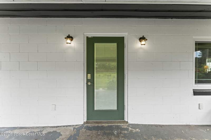 3 bedroom Single Family Residence at 6600 Highway 46, Mims, Mims — photo 5