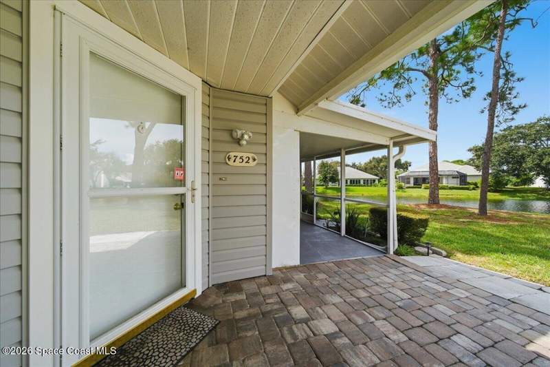 2 bedroom Condominium at 752 Players Court, Players Club at Suntree, Melbourne — photo 4