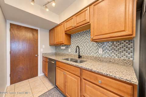 459 Arbor Ridge Lane, Titusville FL - photo 8 of 17