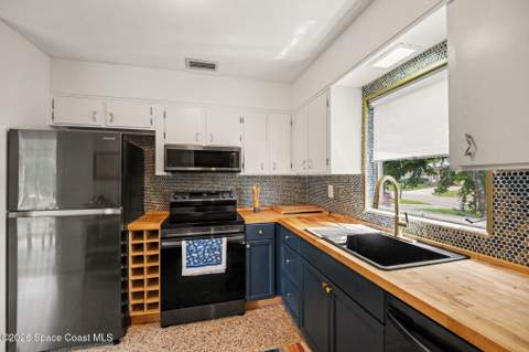 380 Hunt Drive, Merritt Island FL - photo 15 of 28