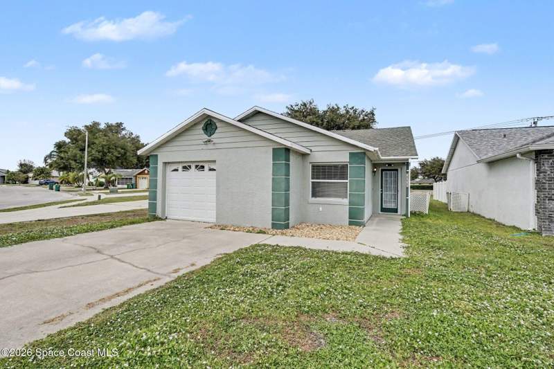 2 bedroom Single Family Residence at 3970 Dewberry Circle, Bayberry Estates Unit 1, Melbourne — photo 3