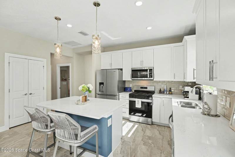 3 bedroom Single Family Residence at 8868 Splashing Drive, Del Webb at Viera Phase 4, Melbourne — photo 4