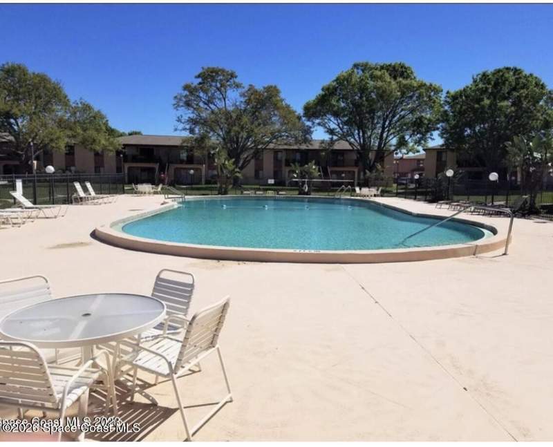 2 bedroom Condominium at 154 San Juan Circle, San Juan Village Condo, Melbourne — photo 2