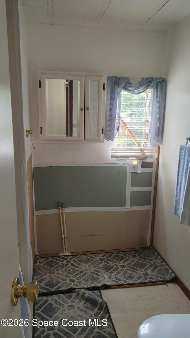 2 bedroom Mobile Home at 333 Camp Road, Williams Point Estates, Cocoa — photo 1
