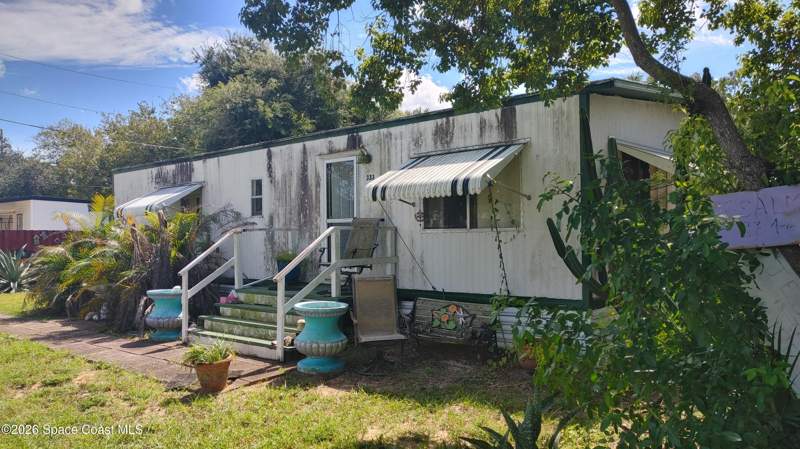 2 bedroom Mobile Home at 333 Camp Road, Williams Point Estates, Cocoa — photo 2