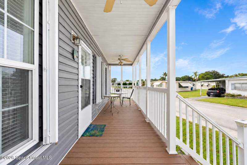 3 bedroom Manufactured Home at 262 Holiday Park Boulevard, Port Malabar Holiday Park Unit 1 1st Replat, Palm Bay — photo 4