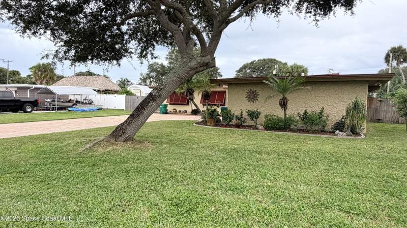 4 bedroom Single Family Residence at 630 Java Road, Cocoa Isles 2nd Addn, Cocoa Beach — photo 4