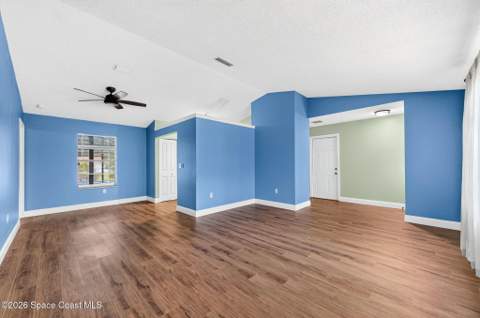 812 NW Banks Street, Palm Bay FL - photo 13 of 44