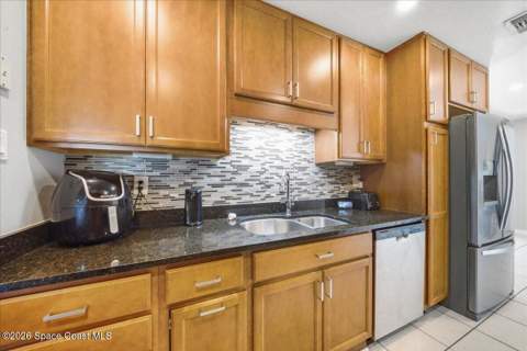 650 Seaport Terrace, Palm Bay FL - photo 19 of 43