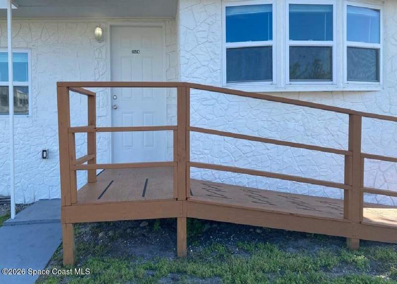 3 bedroom Mobile Home at 2528 Chatham Way, Shire The, Palm Bay — photo 2