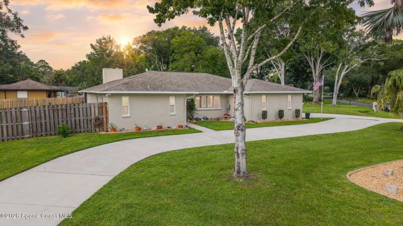 3 bedroom Single Family Residence at 2415 E Friday Circle, Friday Acres, Cocoa — photo 1