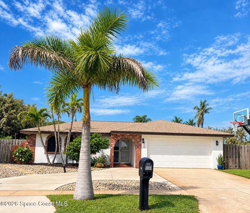 3 bedroom Single Family Residence at 216 Shore Lane, Golden Beach Estates 1st Addn, Indian Harbour Beach — photo 1