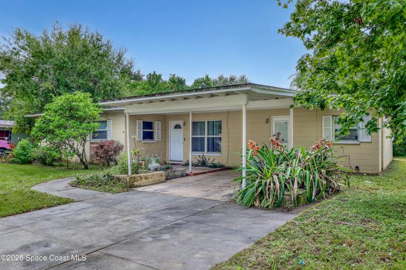 3 bedroom Single Family Residence at 1211 Yale Lane, Pineridge Unit No 4, Cocoa — photo 2