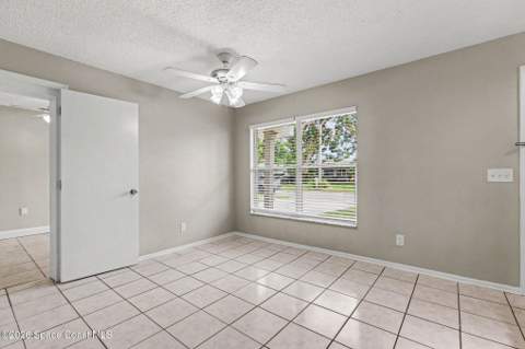 2419 Lakeview Drive, Melbourne FL - photo 17 of 32
