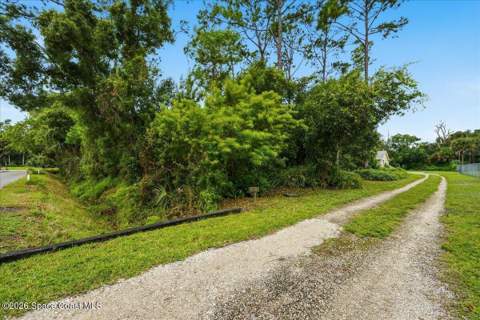 435 Lemon Grove Avenue, Melbourne FL - photo 7 of 37