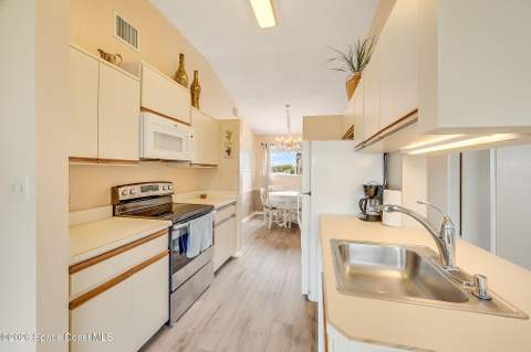 538 Beach Park Lane #V228, Cape Canaveral FL - photo 21 of 79