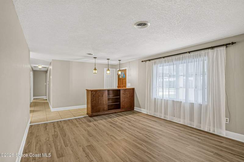 3 bedroom Single Family Residence at 2614 Forest Drive, Fairway Park Subd, Melbourne — photo 5