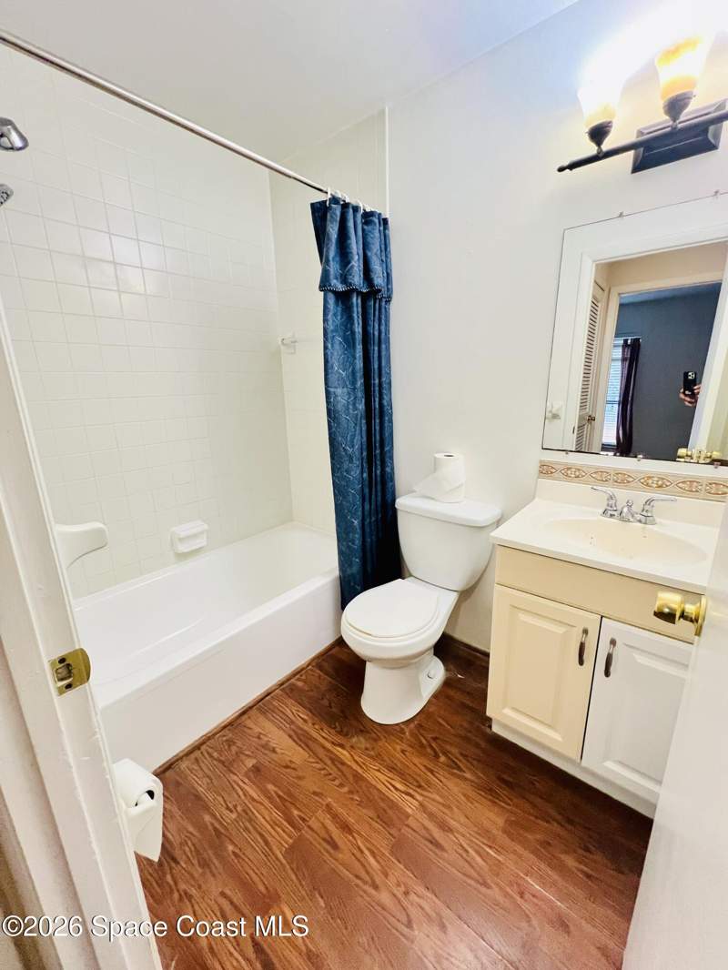 1 bedroom Condominium at 1225 N Wickham Road #622, Eagles Nest Condo, Melbourne — photo 4