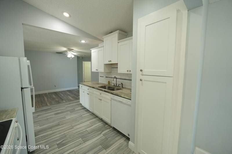 3 bedroom Single Family Residence at 979 SE Raleigh Road, Port Malabar Unit 16, Palm Bay — photo 5